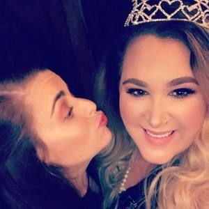 Meet your Posher, Ciera